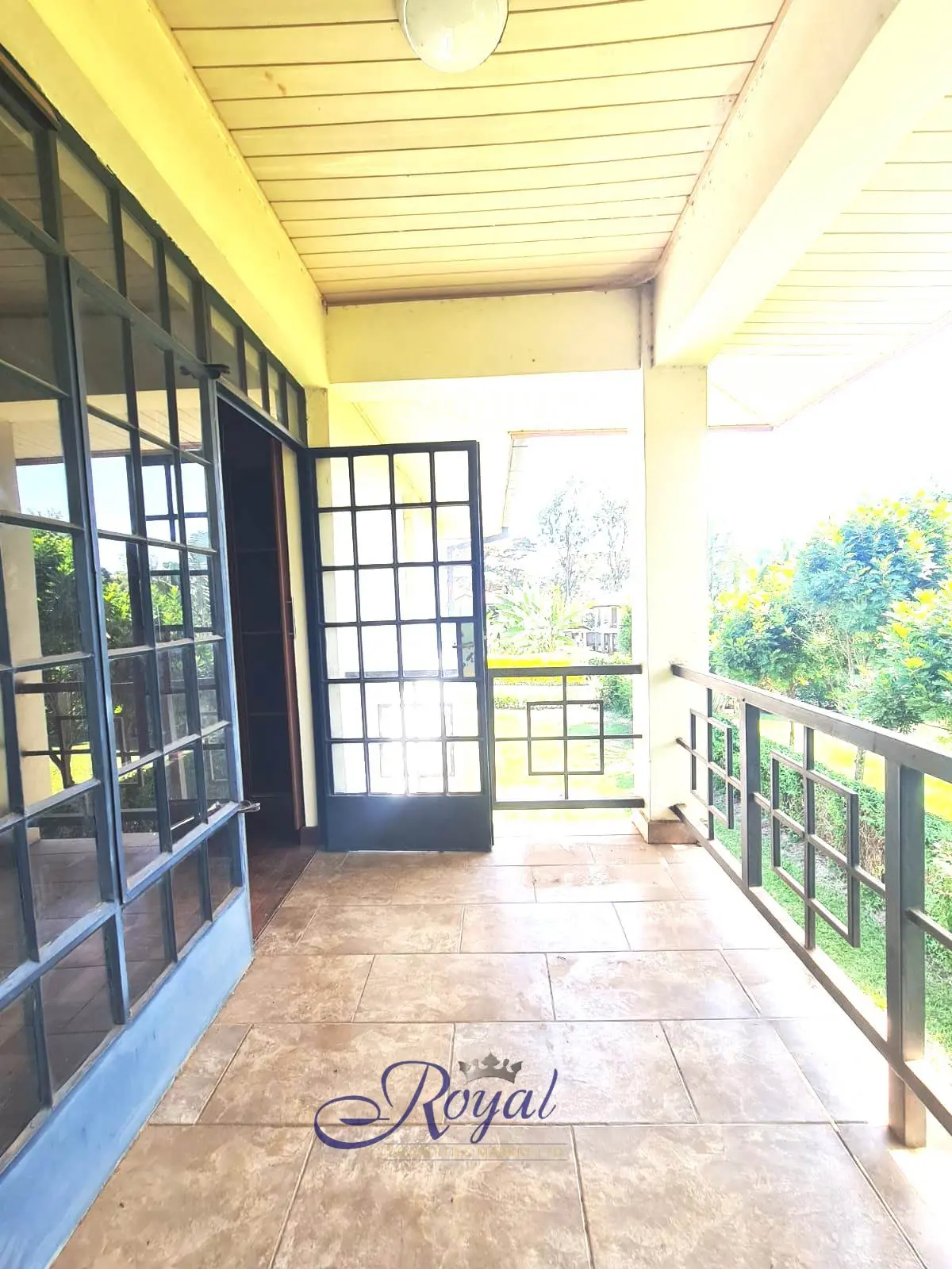 Elegant 4-Bedroom Townhome for Sale – Karen